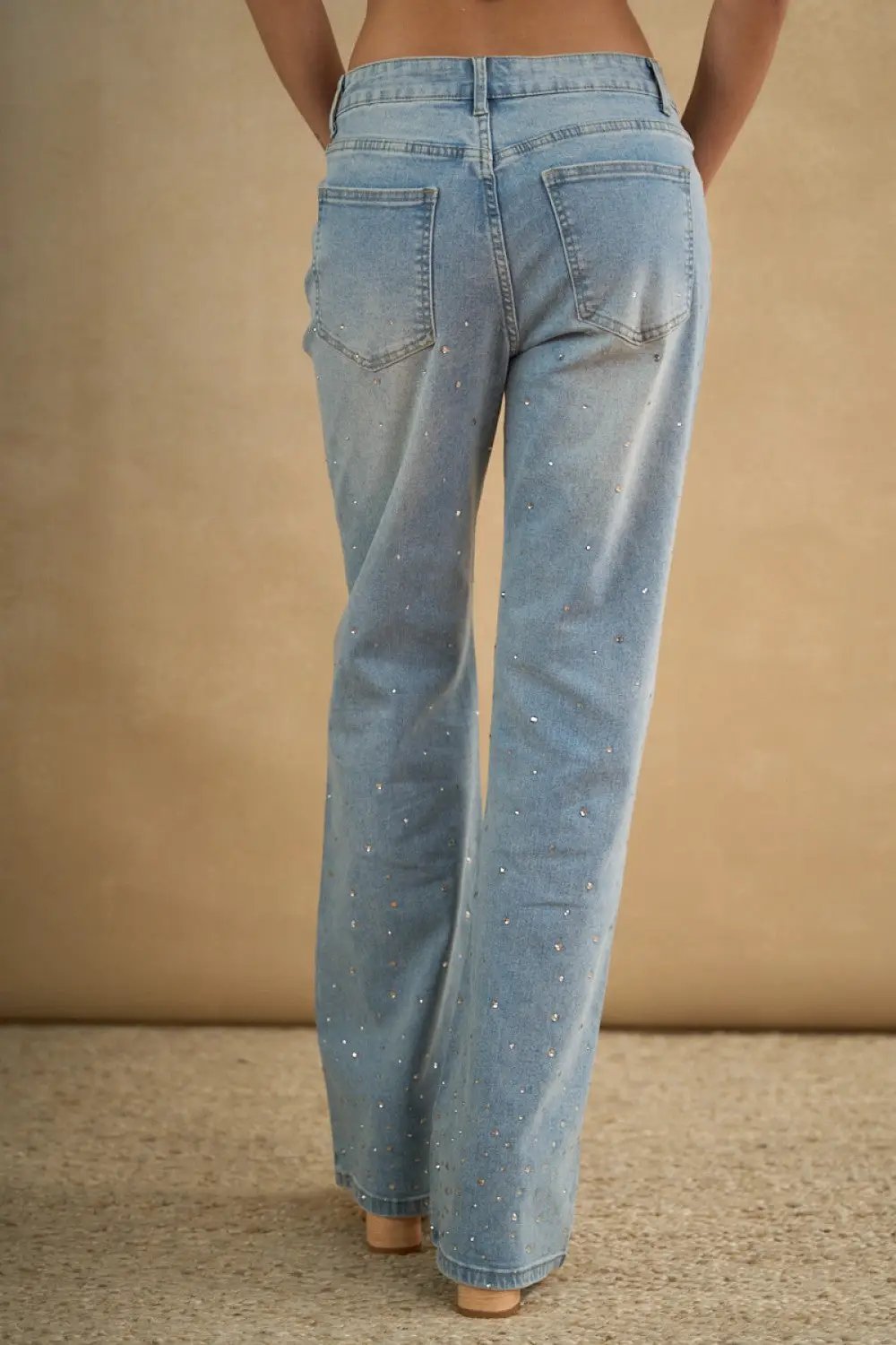 Jeans de Mezclilla Rectos con Estoperoles Brillos para Mujer by Yanet Collective