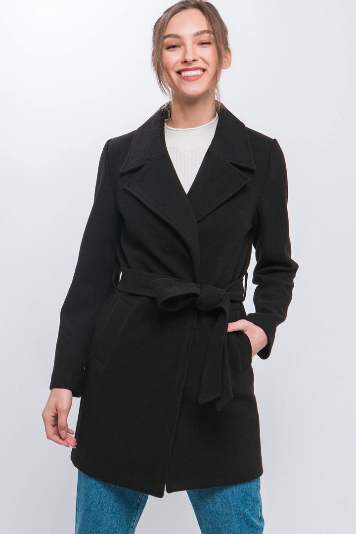 Abrigo Trench Largo Con Solapa Y Cinturón Poliéster Premium Colección Luxe Edición Limitada by Yanet Collection