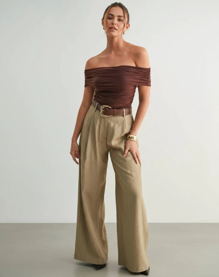 Blusa Mesh Top off shoulder de malla fruncida para mujer | Elegante y moderno | Varios colores by Yanet Collective