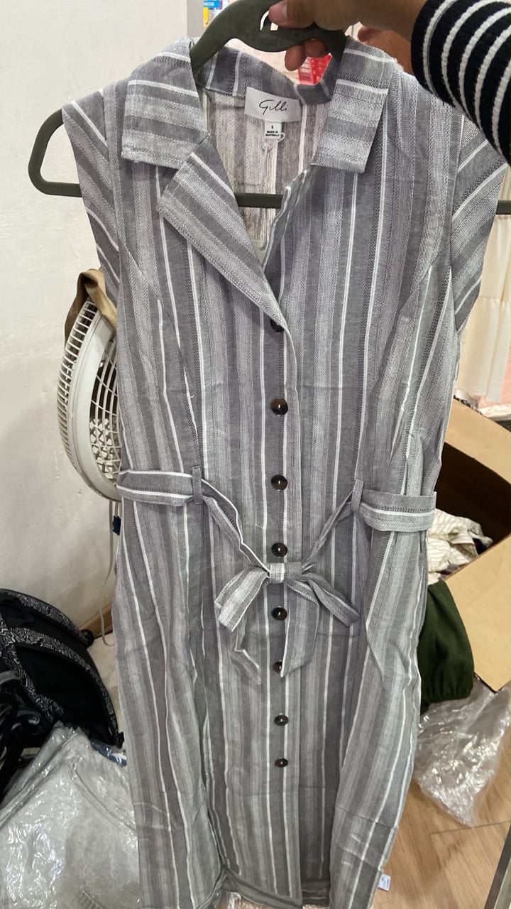 Vestido Gris Rayado sin mangas