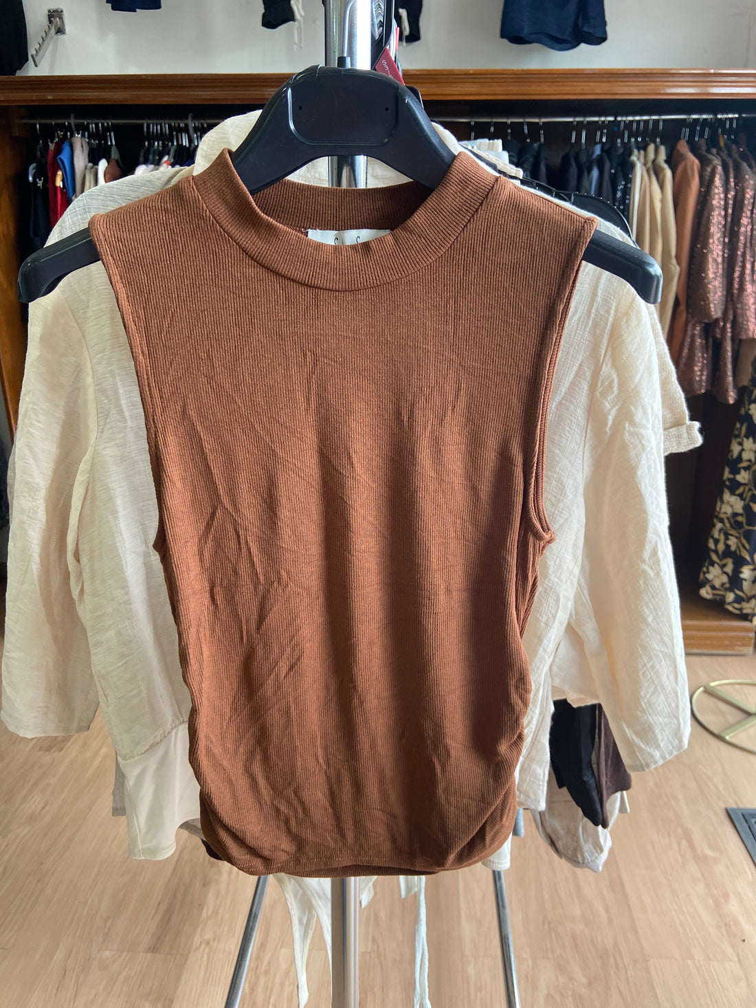 Blusa cafe