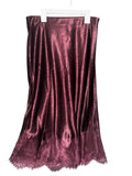Falda burgundy satin con encaje vino