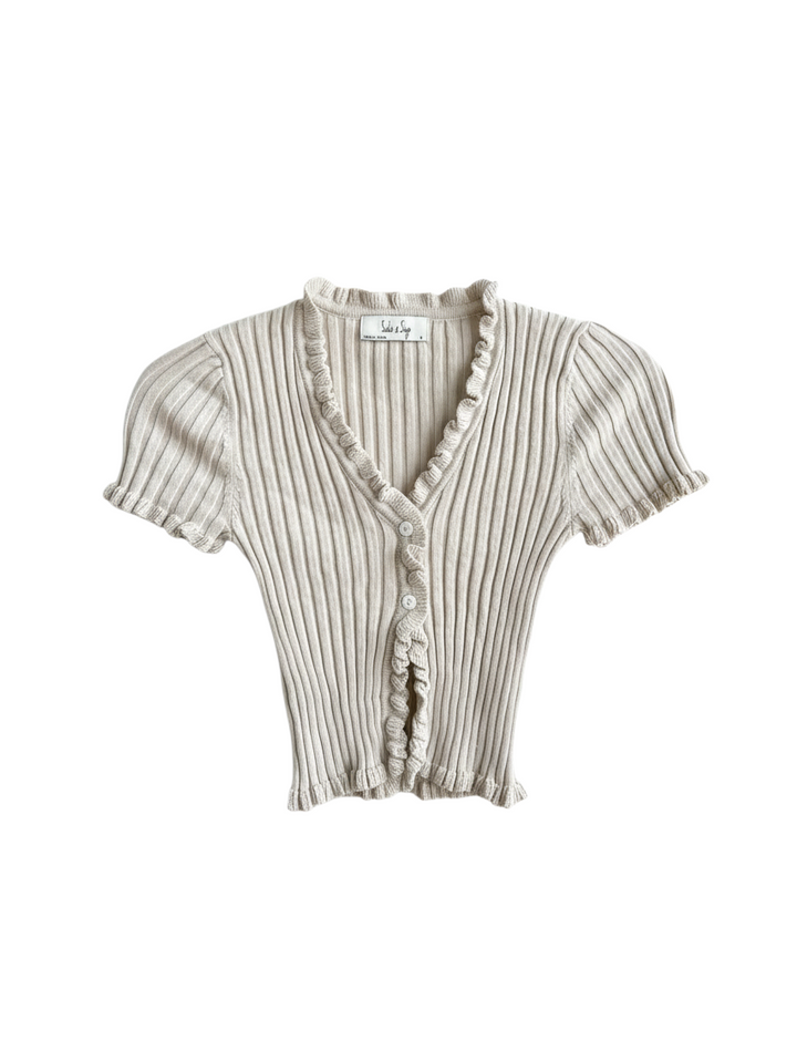 Blusa Beige de Canalé con Botones y Volantes - Estilo Boutique