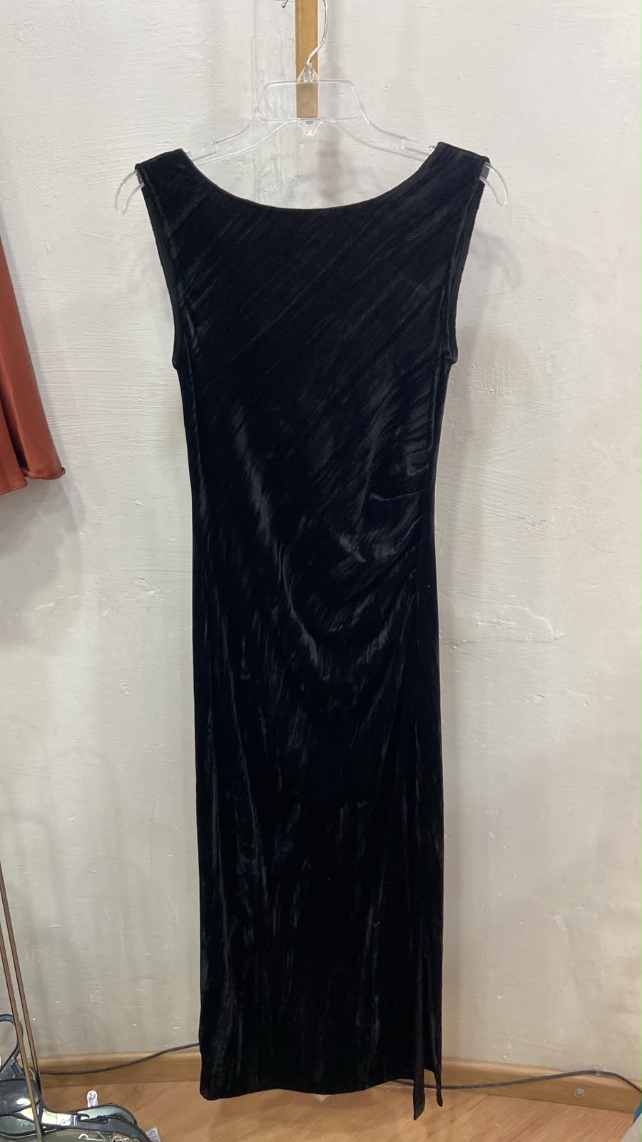 Black Sleeveless Sheath Dress with Velvet Texture