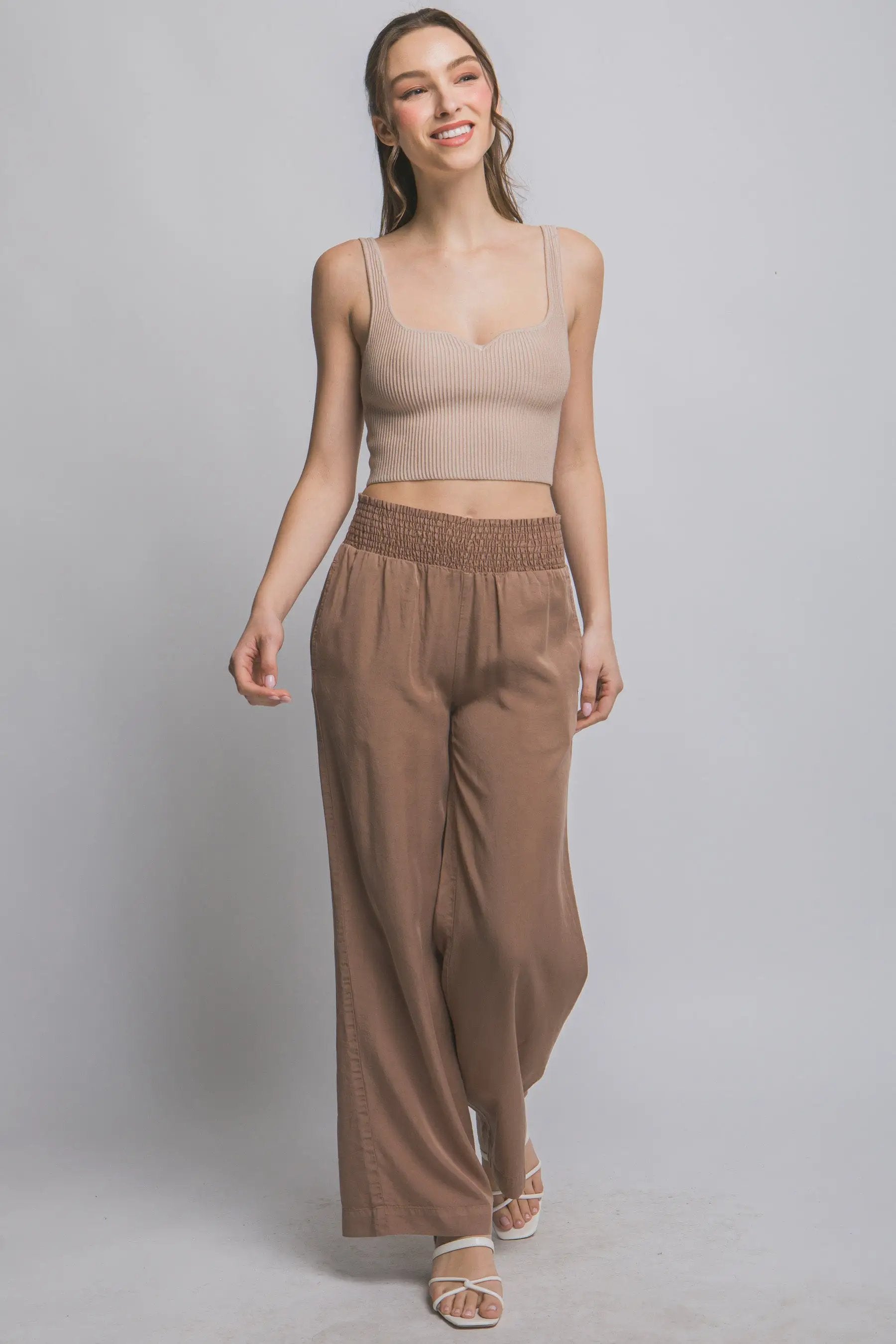 LOVE TREE Pantalones Casuales de Cintura Alta con Smock para Mujer - LOVE TREE - Pants