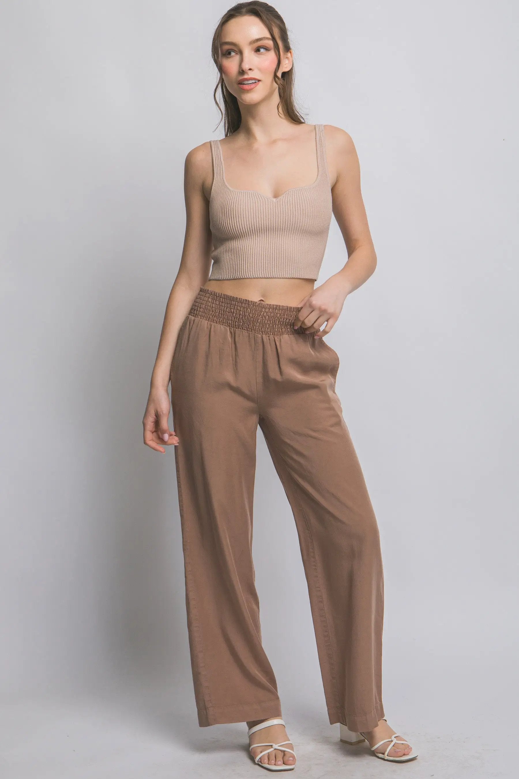 LOVE TREE Pantalones Casuales de Cintura Alta con Smock para Mujer - LOVE TREE - Pants