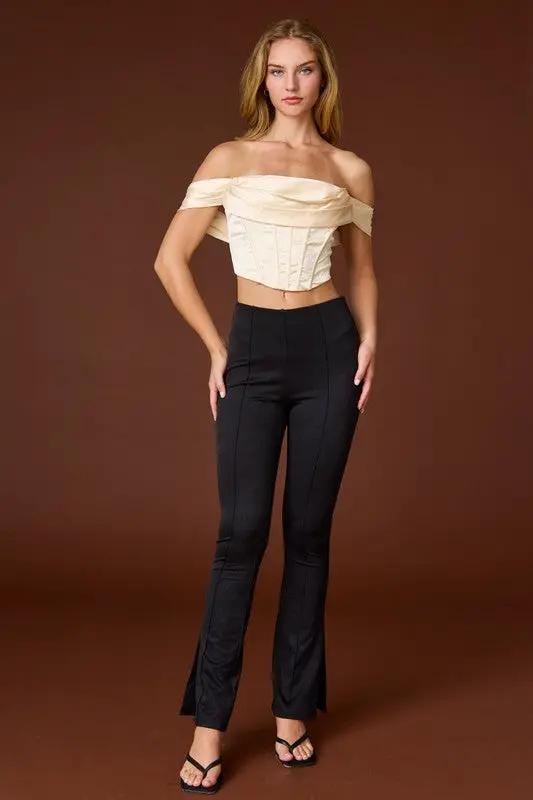 Corset Top con hombros descubiertos y plisados blanco by Yanet Collection