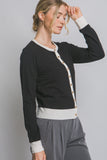 Cárdigan Mujer con Detalle de Borde Contrastante y Botones Dorados - Moda Femenina México