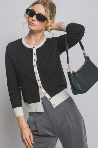 Cárdigan Mujer con Detalle de Borde Contrastante y Botones Dorados - Moda Femenina México