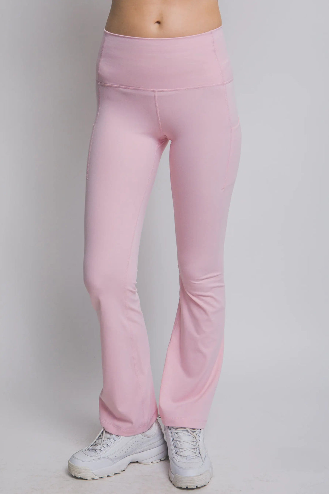 LOVE TREE Leggings Acampanados de Tiro Alto con Bolsillos Laterales - LOVE TREE - Activewear