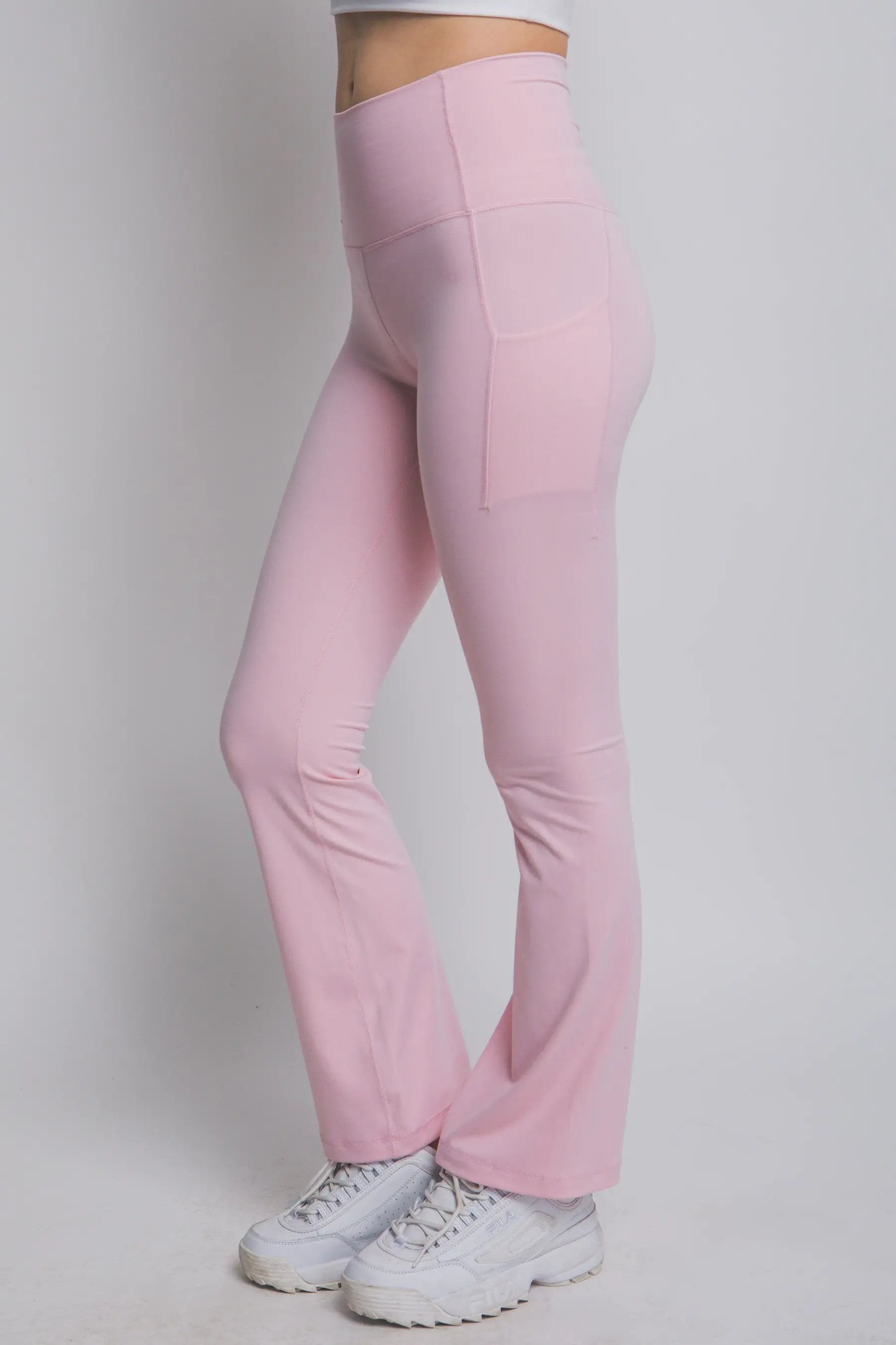 LOVE TREE Leggings Acampanados de Tiro Alto con Bolsillos Laterales - LOVE TREE - Activewear