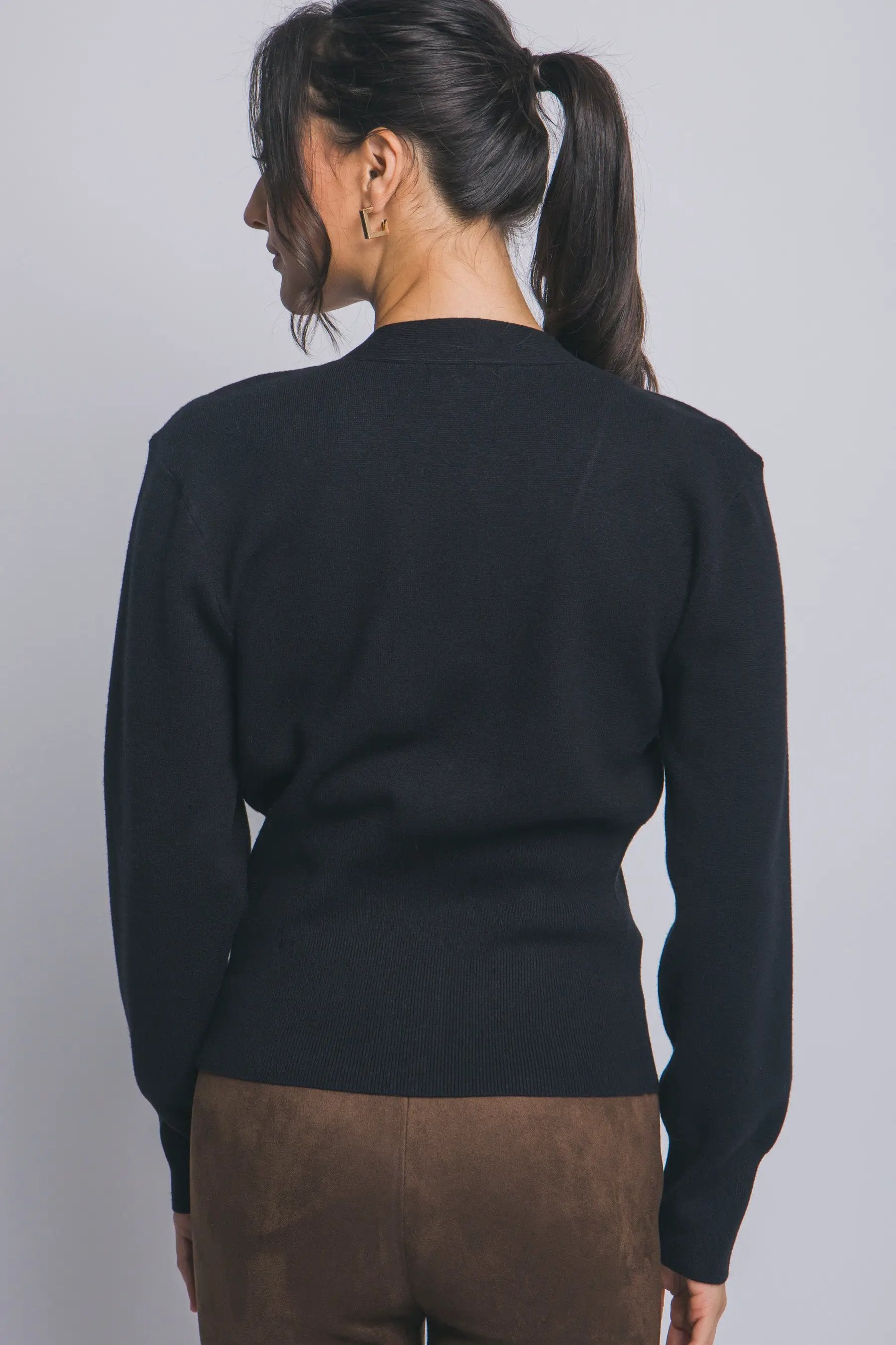 Suéter Cardigan de Dama con Cuello V y Botones dorados by LOVE TREE