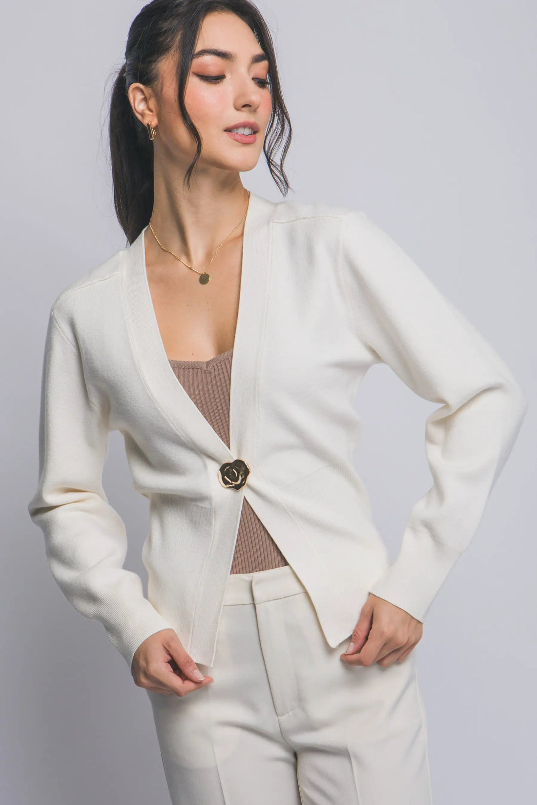 Suéter Cardigan de Dama con Cuello V y Botones dorados by LOVE TREE