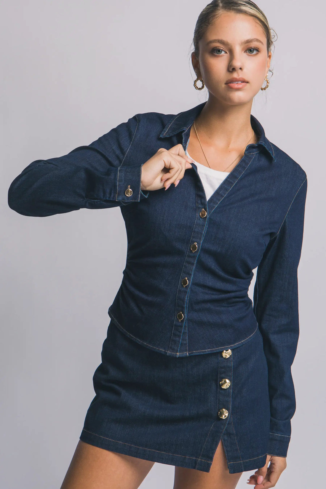 LOVE TREE Blusa con Escote en V y Cintura Ajustada - Love Tree - Tops