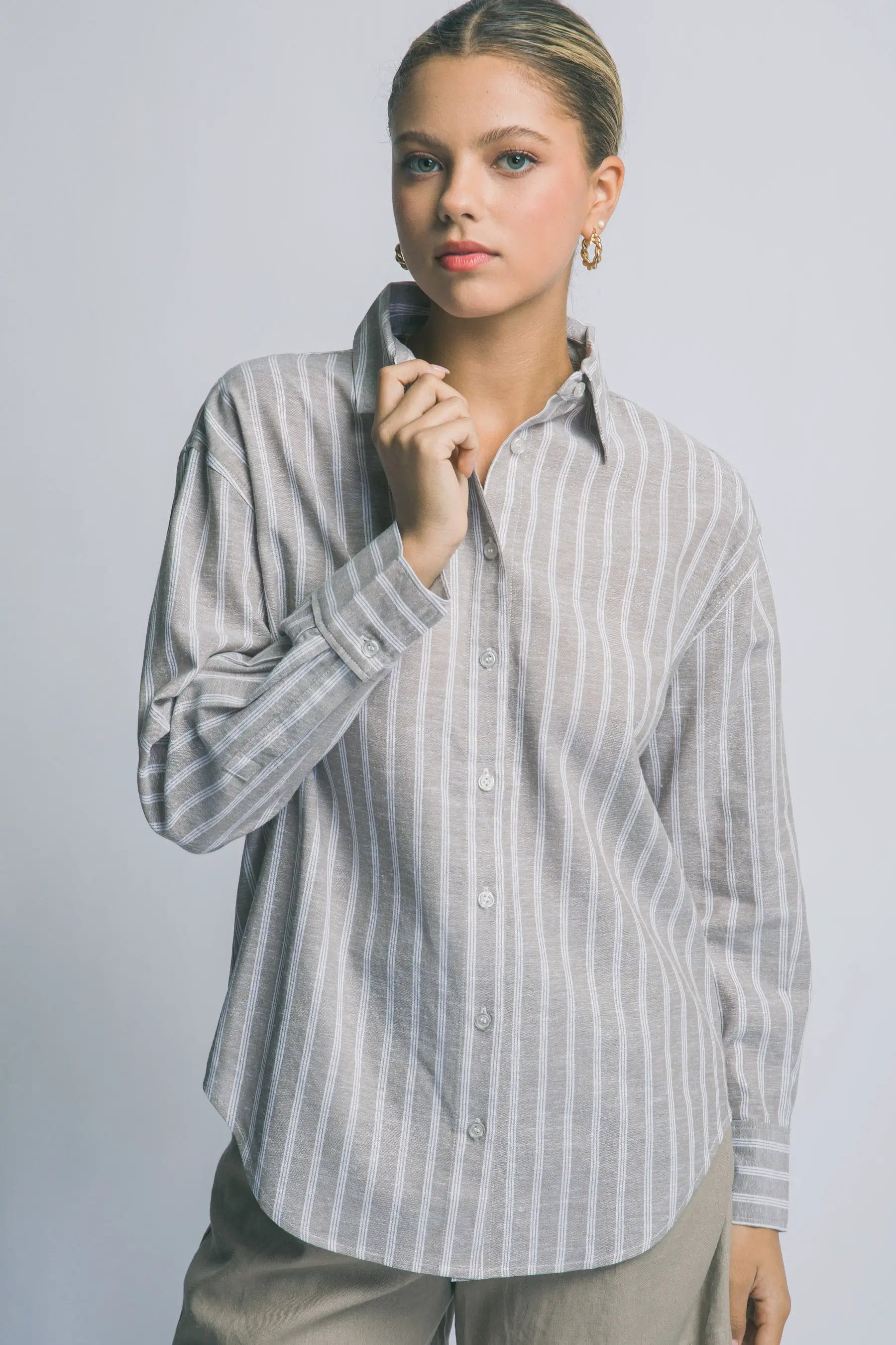 Camisa Oversized de Rayas con Botones Azul Manga Larga by LOVE TREE