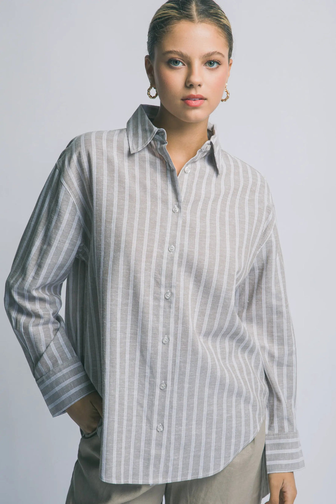 Camisa Oversized de Rayas con Botones Azul Manga Larga by LOVE TREE