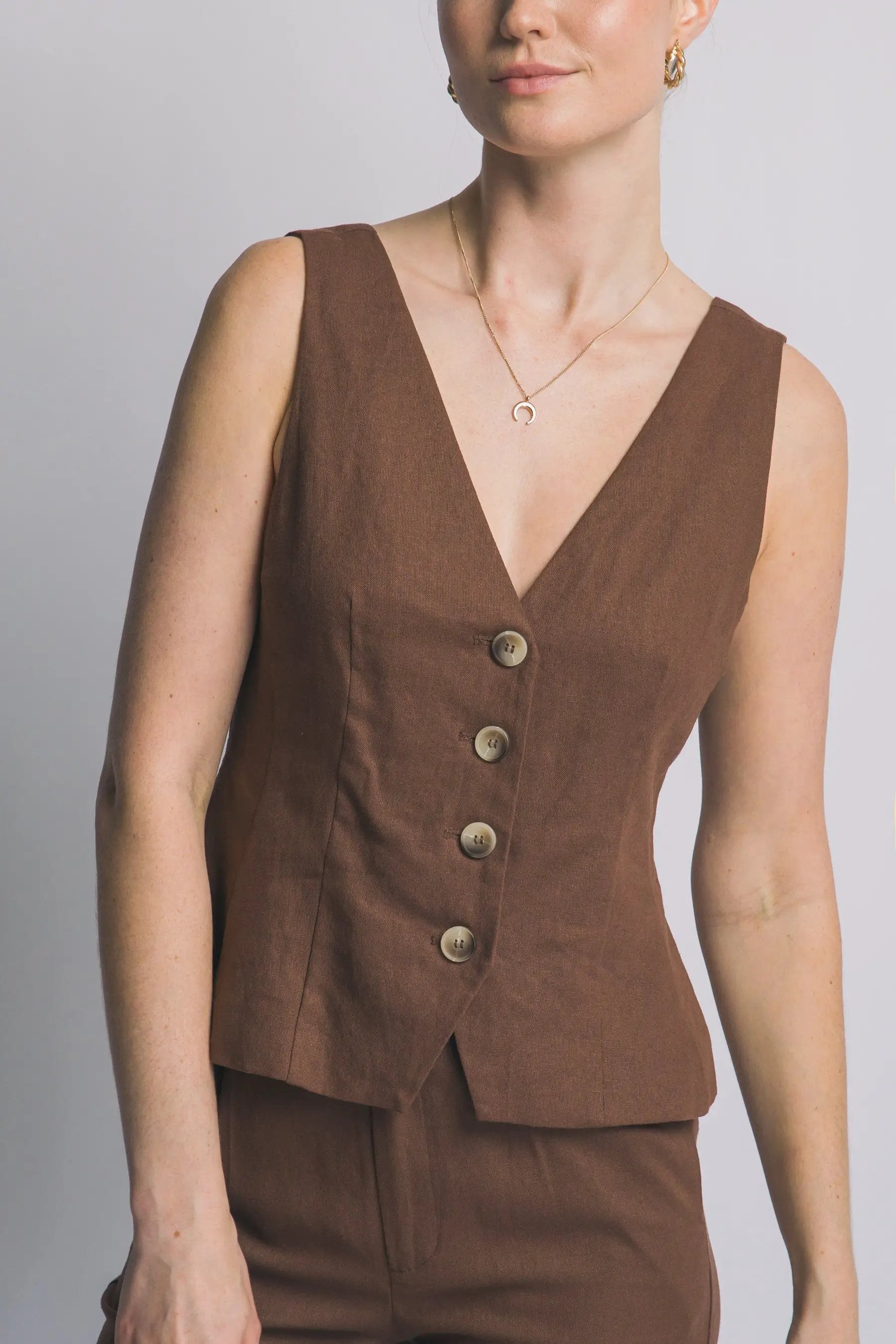 Wholesale V- Neckline Linen Vest 5217VL - LOVE TREE by LOVE TREE