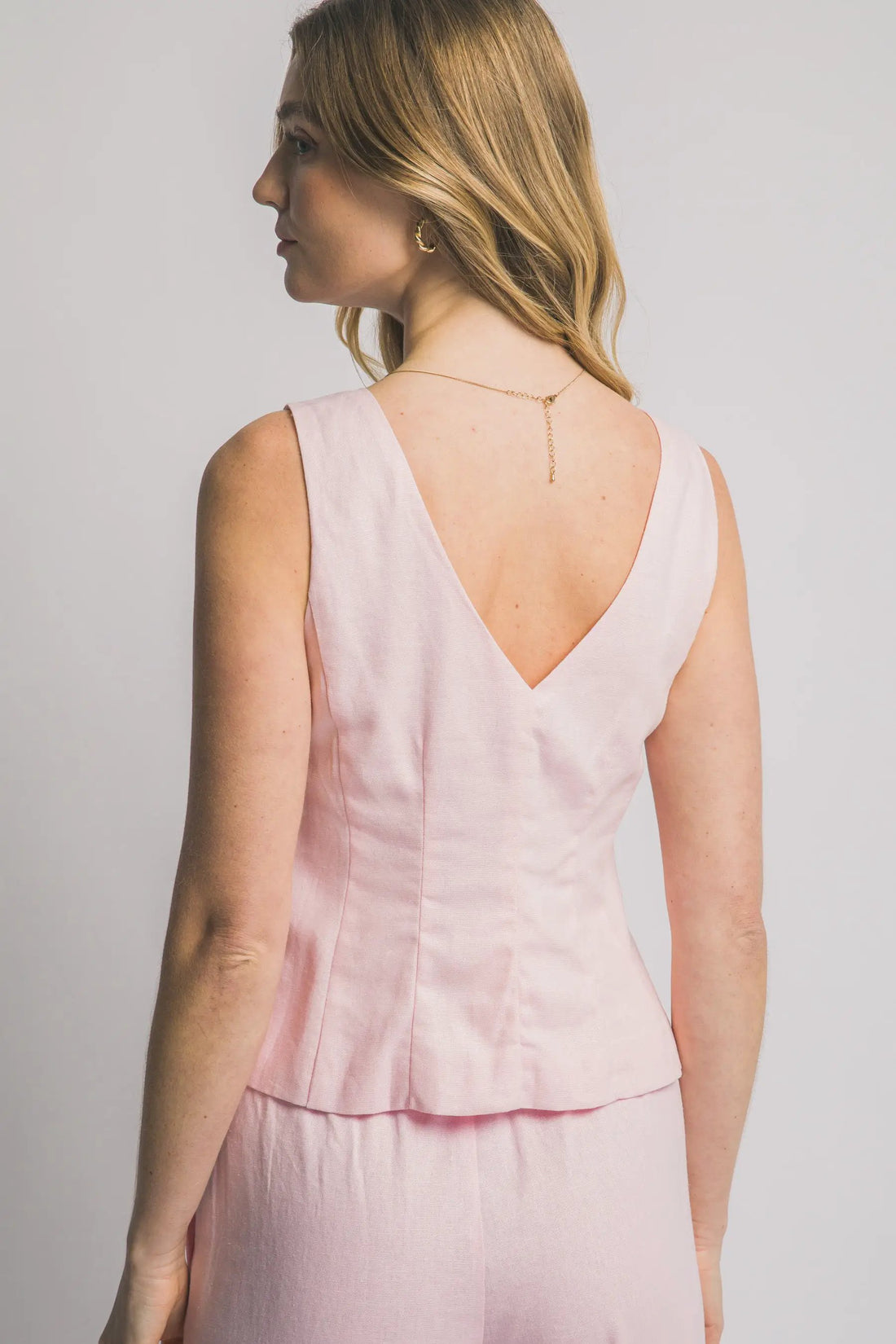 Wholesale V- Neckline Linen Vest 5217VL - LOVE TREE by LOVE TREE