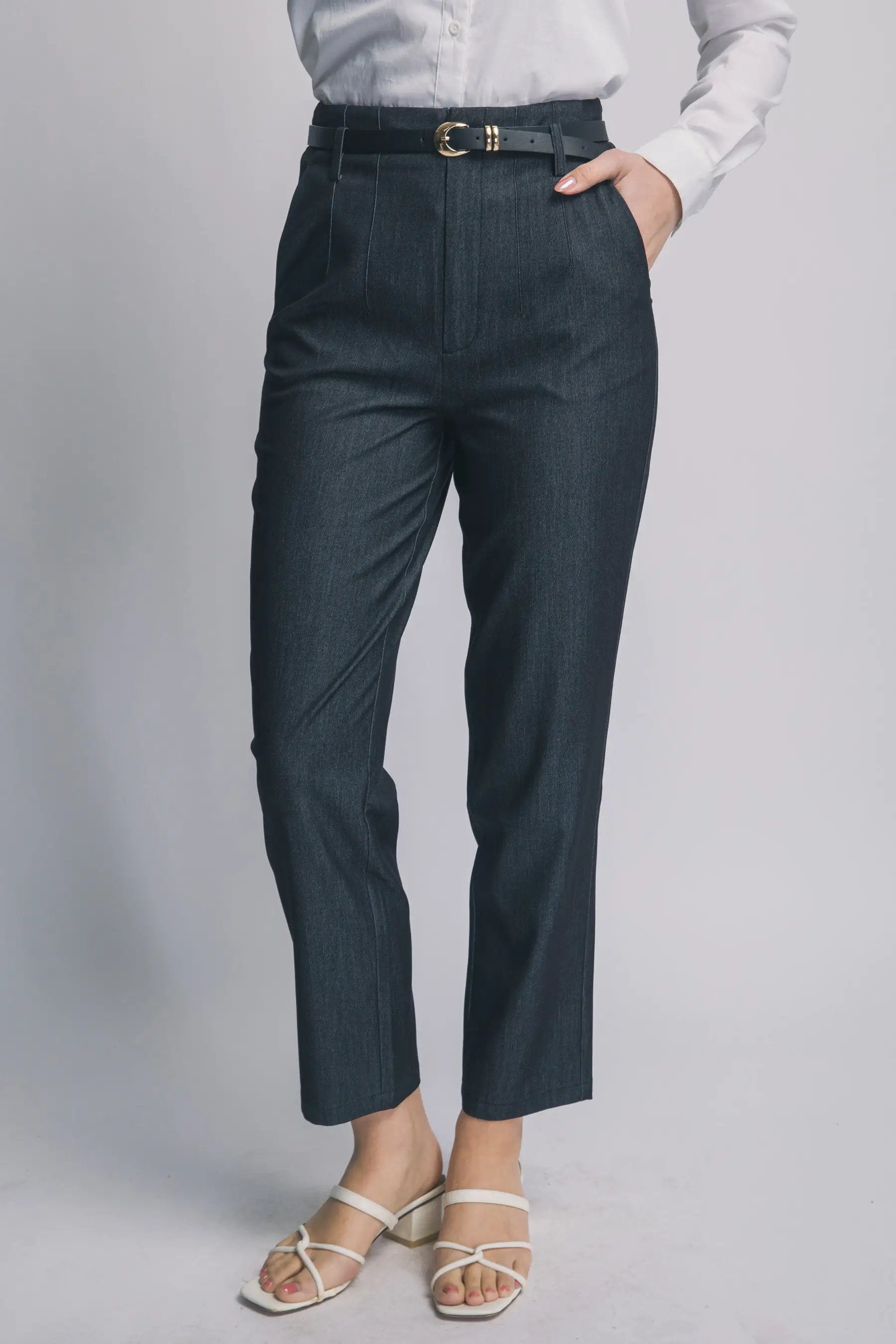 Pantalones Acampanados de Tiro Alto con Cinturón - Estilo y Comodidad by LOVE TREE