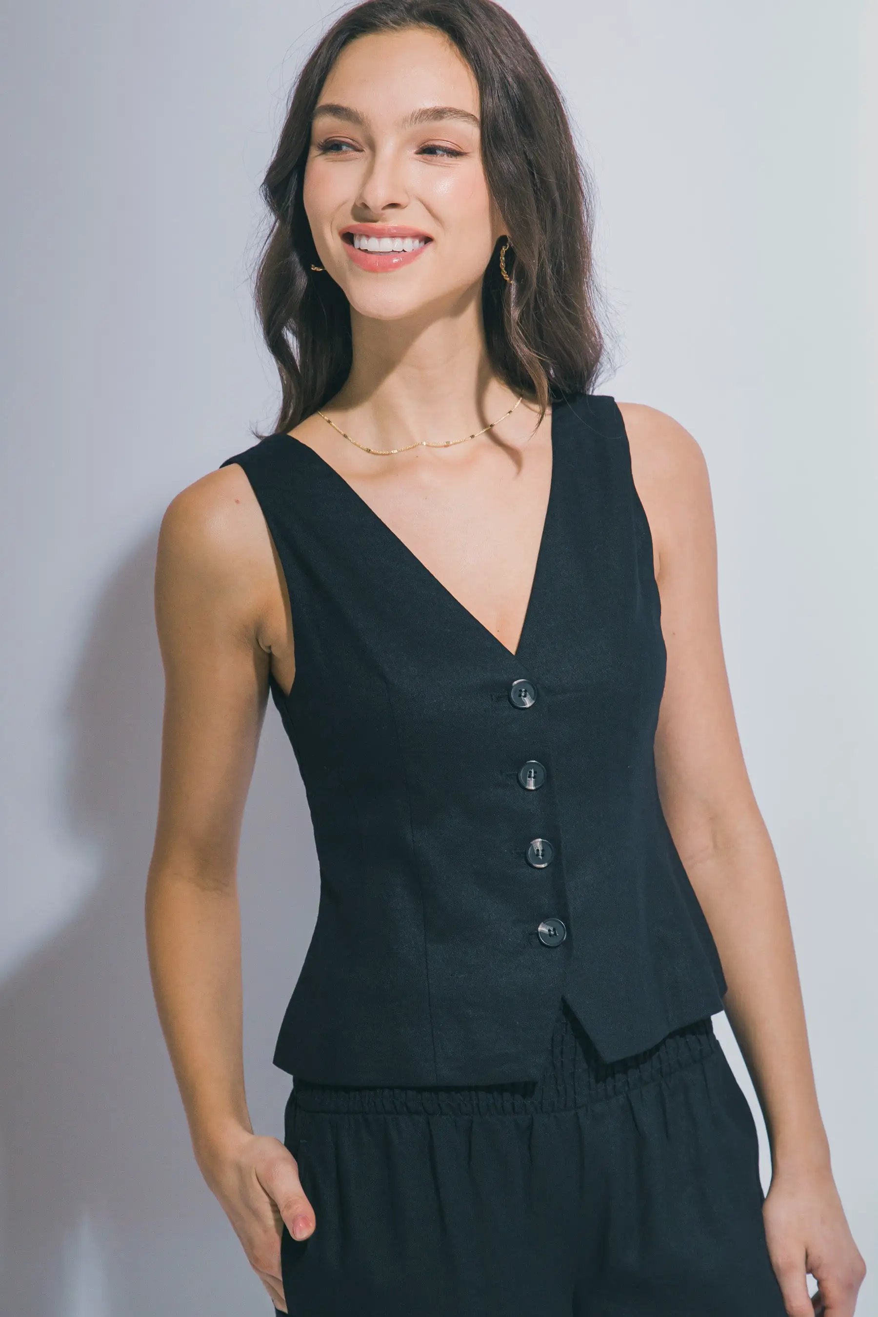 Wholesale V- Neckline Linen Vest 5217VL - LOVE TREE by LOVE TREE