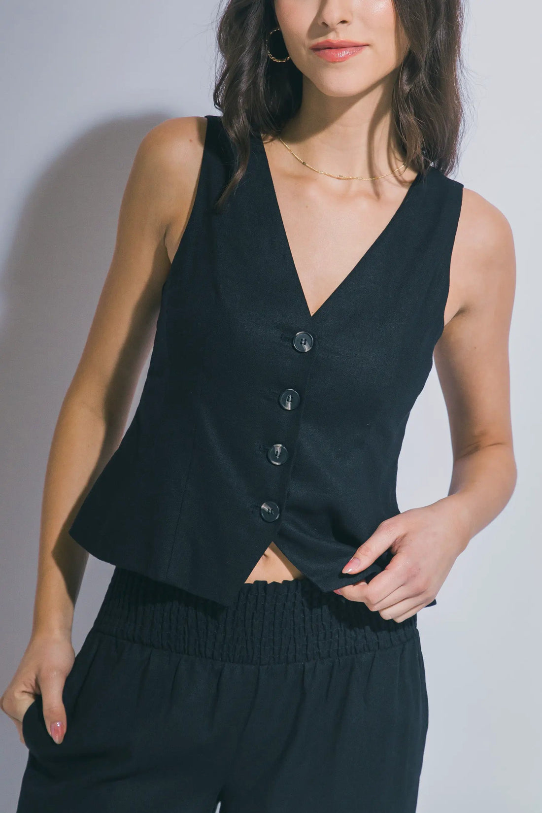 Wholesale V- Neckline Linen Vest 5217VL - LOVE TREE by LOVE TREE