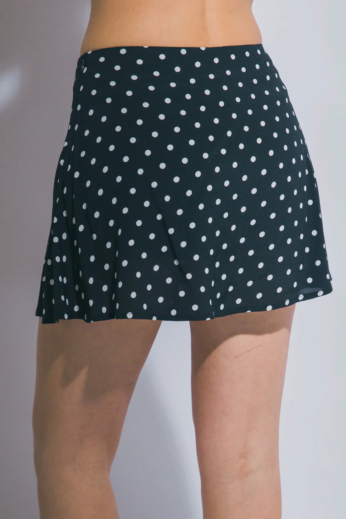 LOVE TREE Minifalda Short con Estampado de Lunares - LOVE TREE - Shorts&Skirts