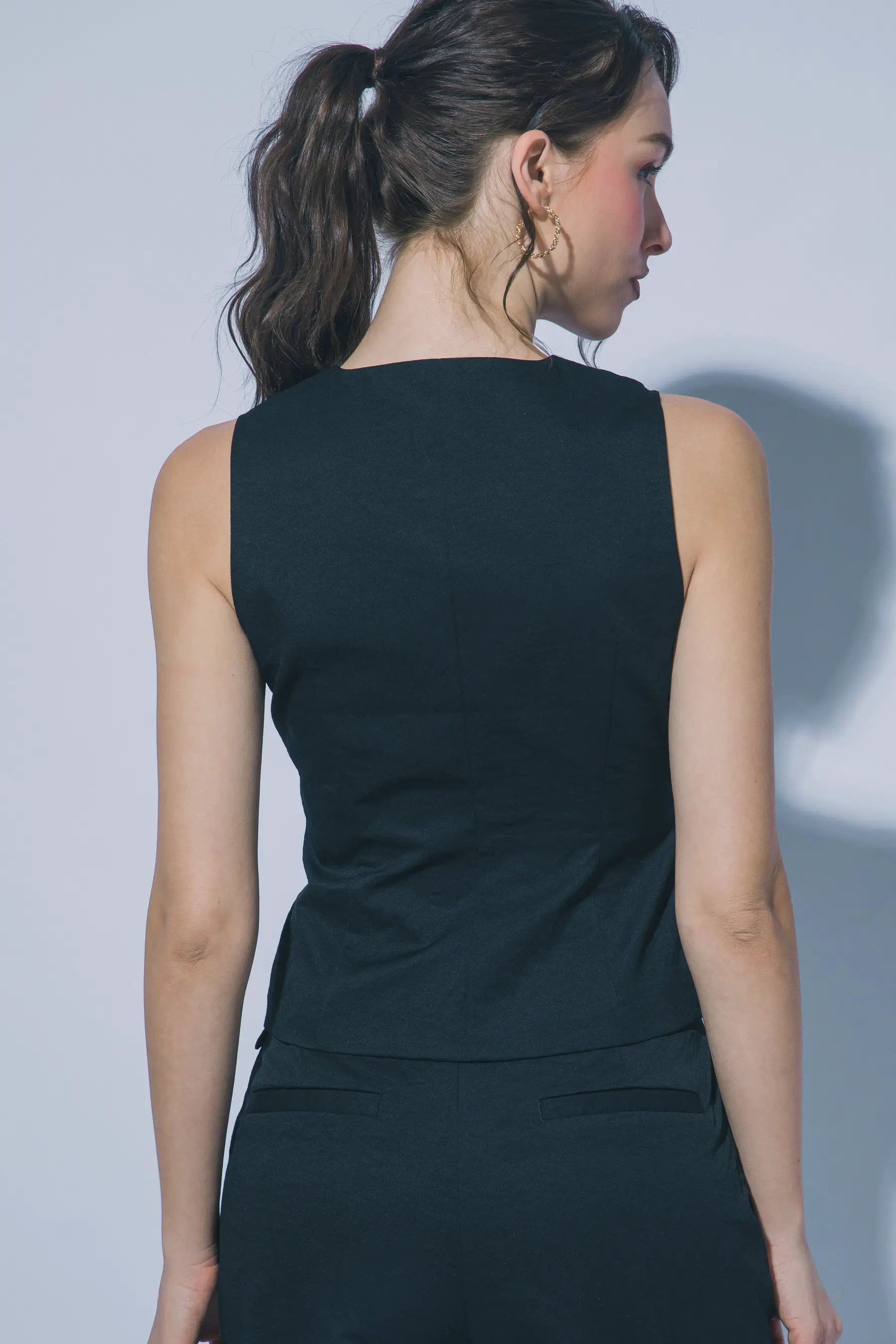 Chaleco de Mujer con Cuello en V y Botones al por Mayor 5230VL by LOVE TREE