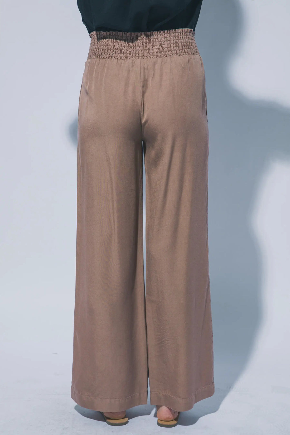 LOVE TREE Pantalones Casuales de Cintura Alta con Smock para Mujer - LOVE TREE - Pants