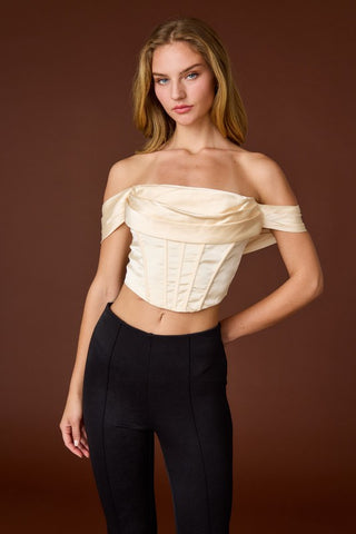 Corset Top con hombros descubiertos y plisados blanco