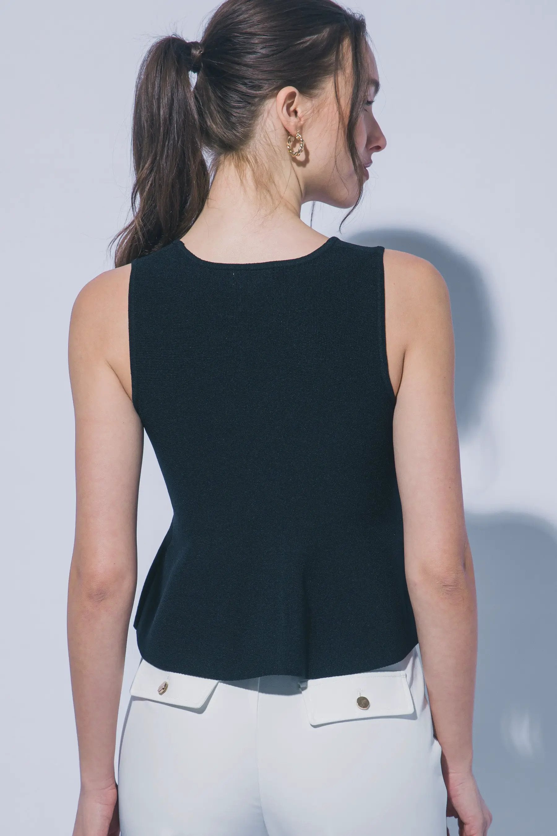 Blusa Peplum de Punto con Botones al Frente Negro by LOVE TREE