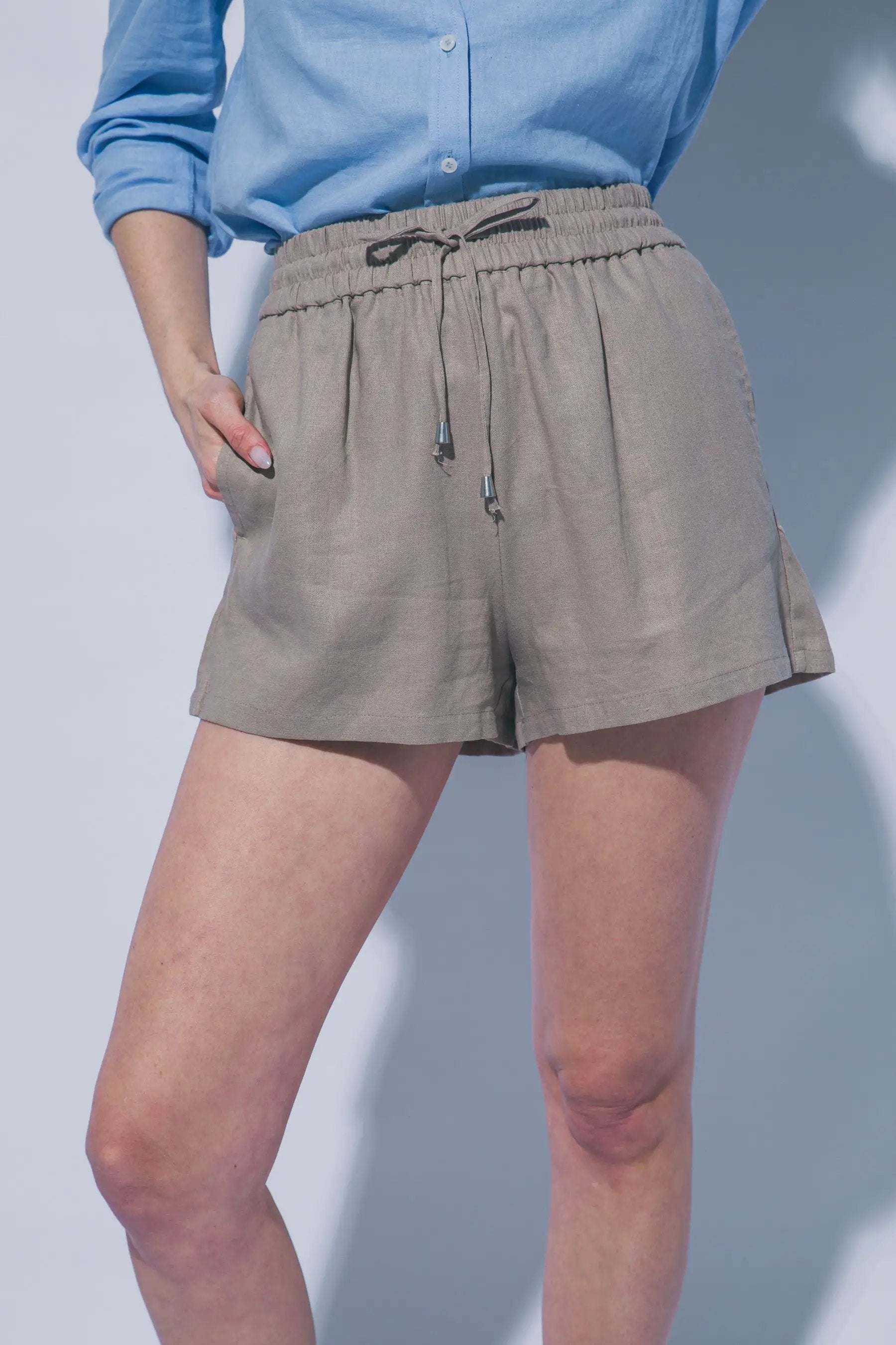 LOVE TREE Shorts de Lino para Mujer con Cintura Alta y Cordón Ajustable - Shorts