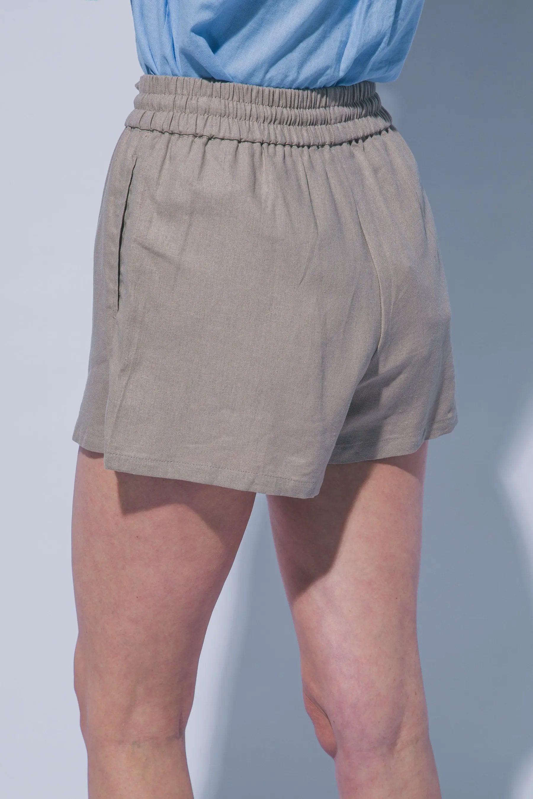 LOVE TREE Shorts de Lino para Mujer con Cintura Alta y Cordón Ajustable - Shorts