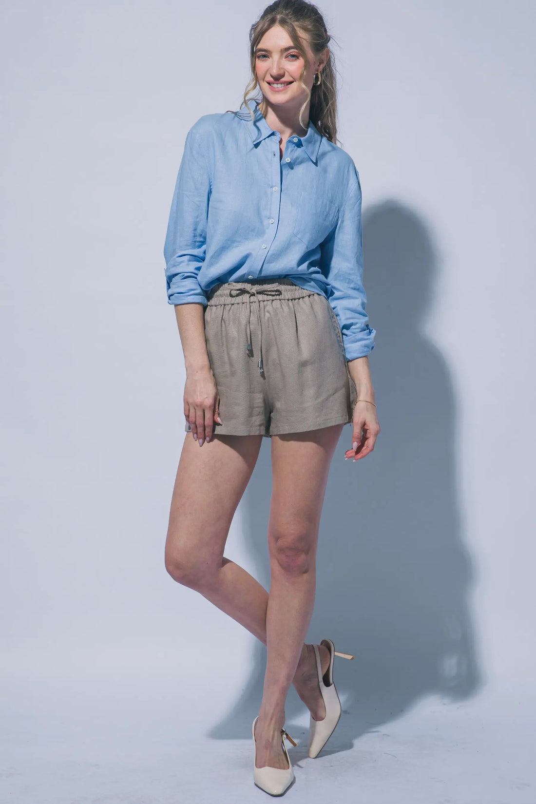 LOVE TREE Shorts de Lino para Mujer con Cintura Alta y Cordón Ajustable - Shorts