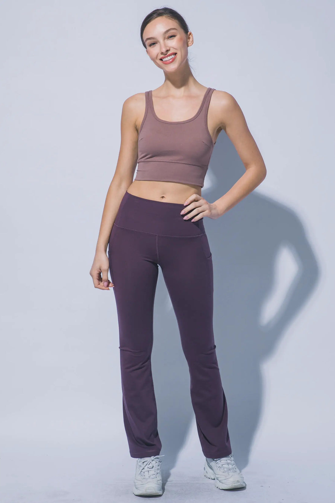 LOVE TREE Leggings Acampanados de Tiro Alto con Bolsillos Laterales - LOVE TREE - Activewear