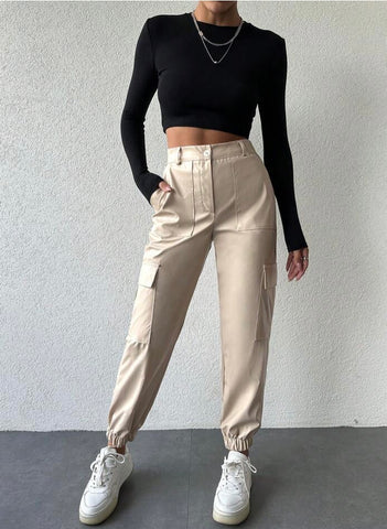 Pantalón cargo beige