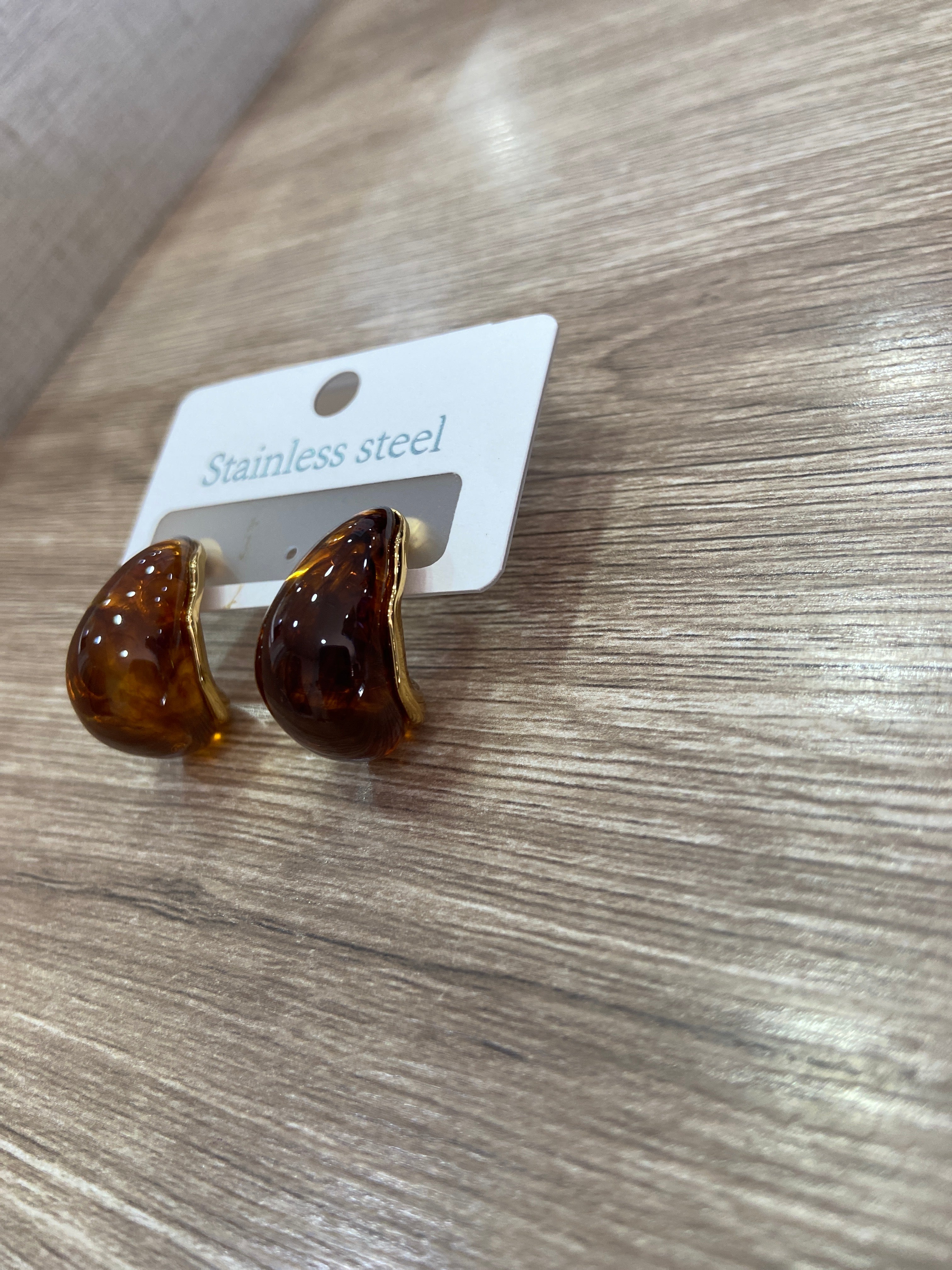 Aretes gota cafés