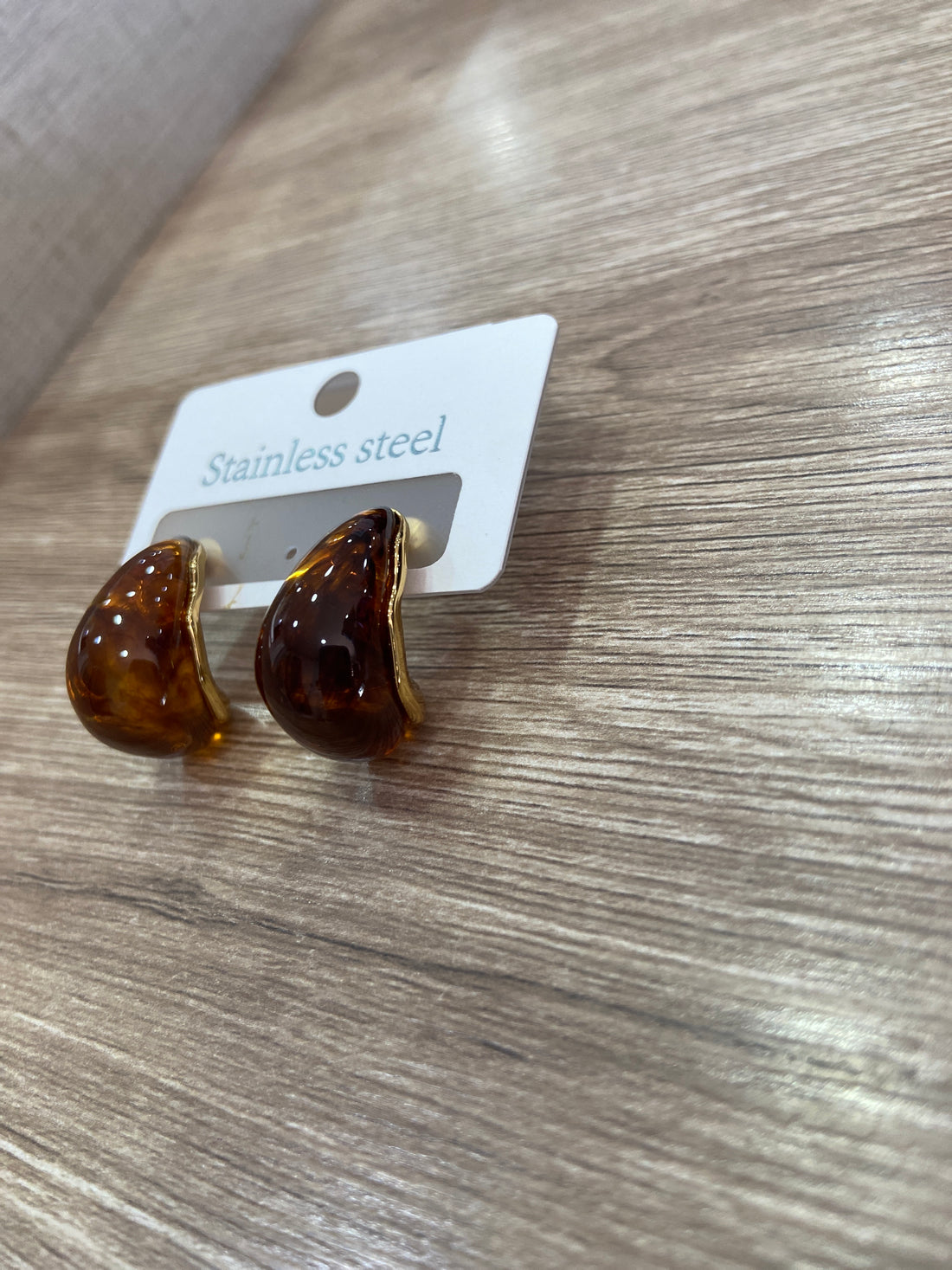 Aretes gota cafés