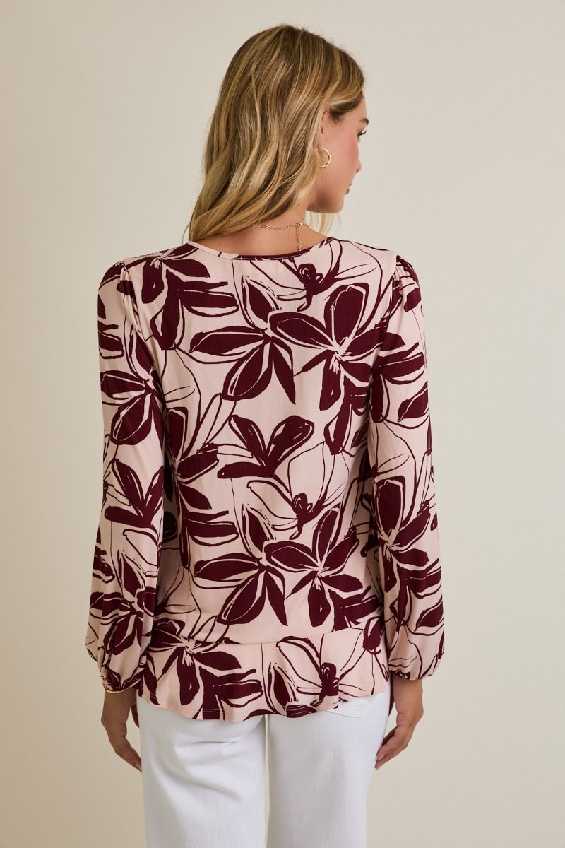 Blusa Beige Manga Larga Flores guinda