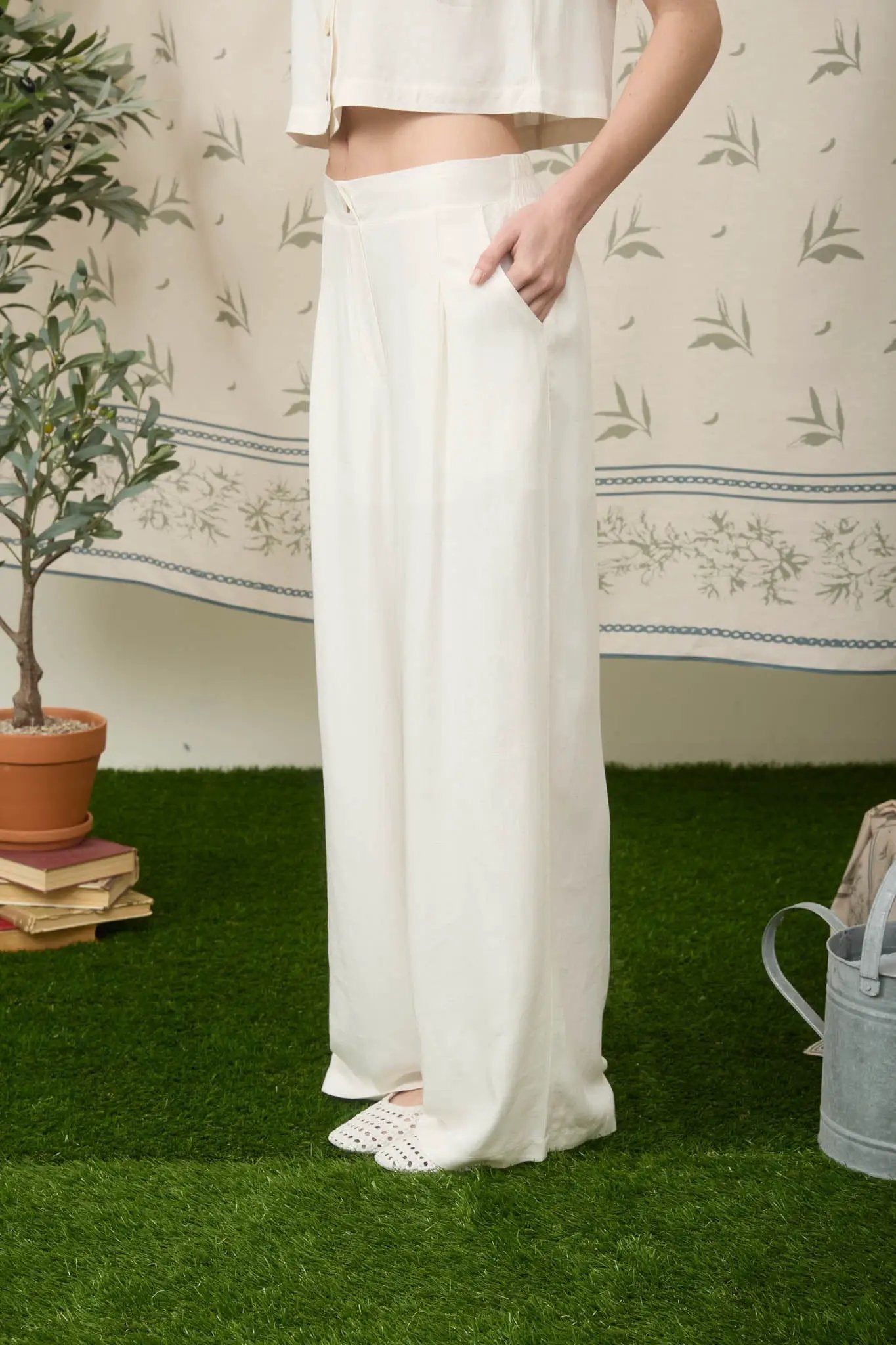 shopblupepper High Waist Pintuck Wide Leg Linen Pants – Lined Tailored Summer Pants -