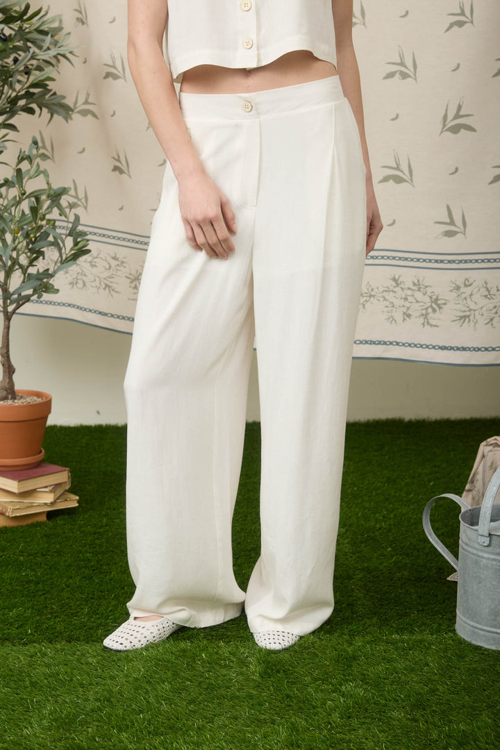 Pantalones de Lino de Tiro Alto con Pinzas y Corte Wide Leg – Elegancia Sastreada para Verano