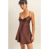 Vestido Satinado Mini Mujer Escote Corazón Sin Mangas Elegante Casual Fiesta Terracota