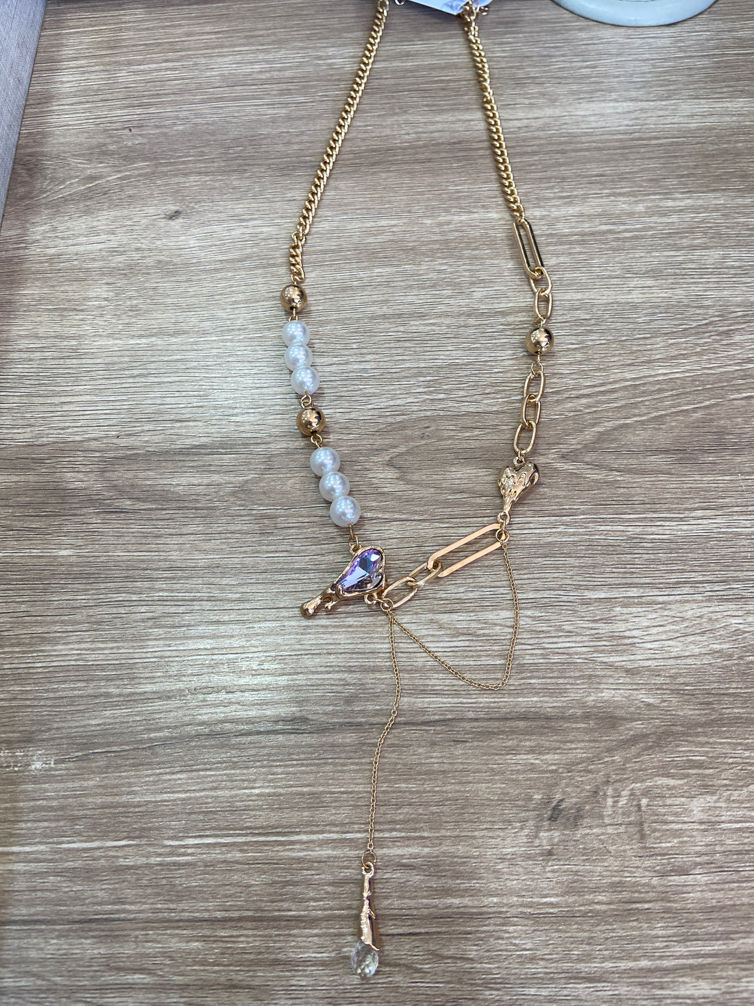 Collar con perlas corazón morado y colgante