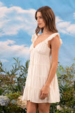 Vestido Mini Babydoll con Escote en V y Capa blanco