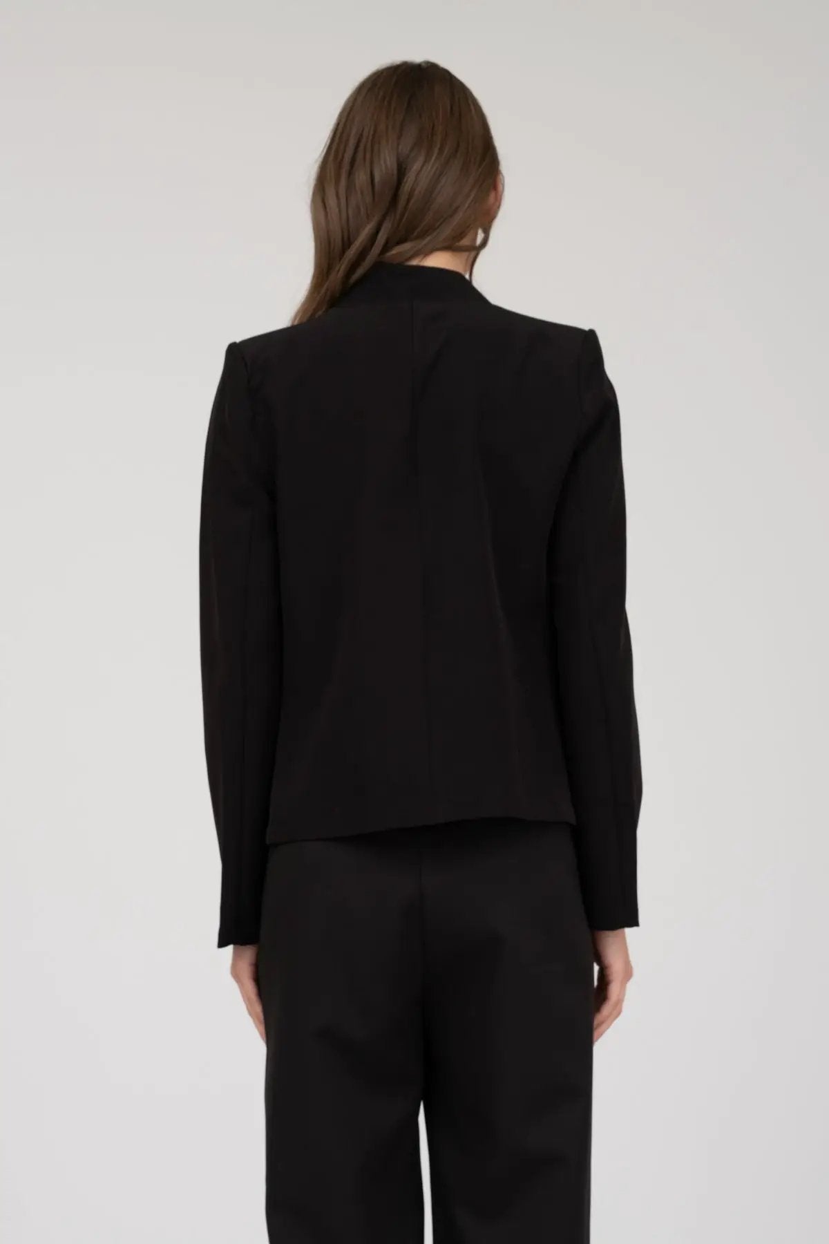Blazer de Manga Larga con Cuello Notch Elegante by Yanet Collective