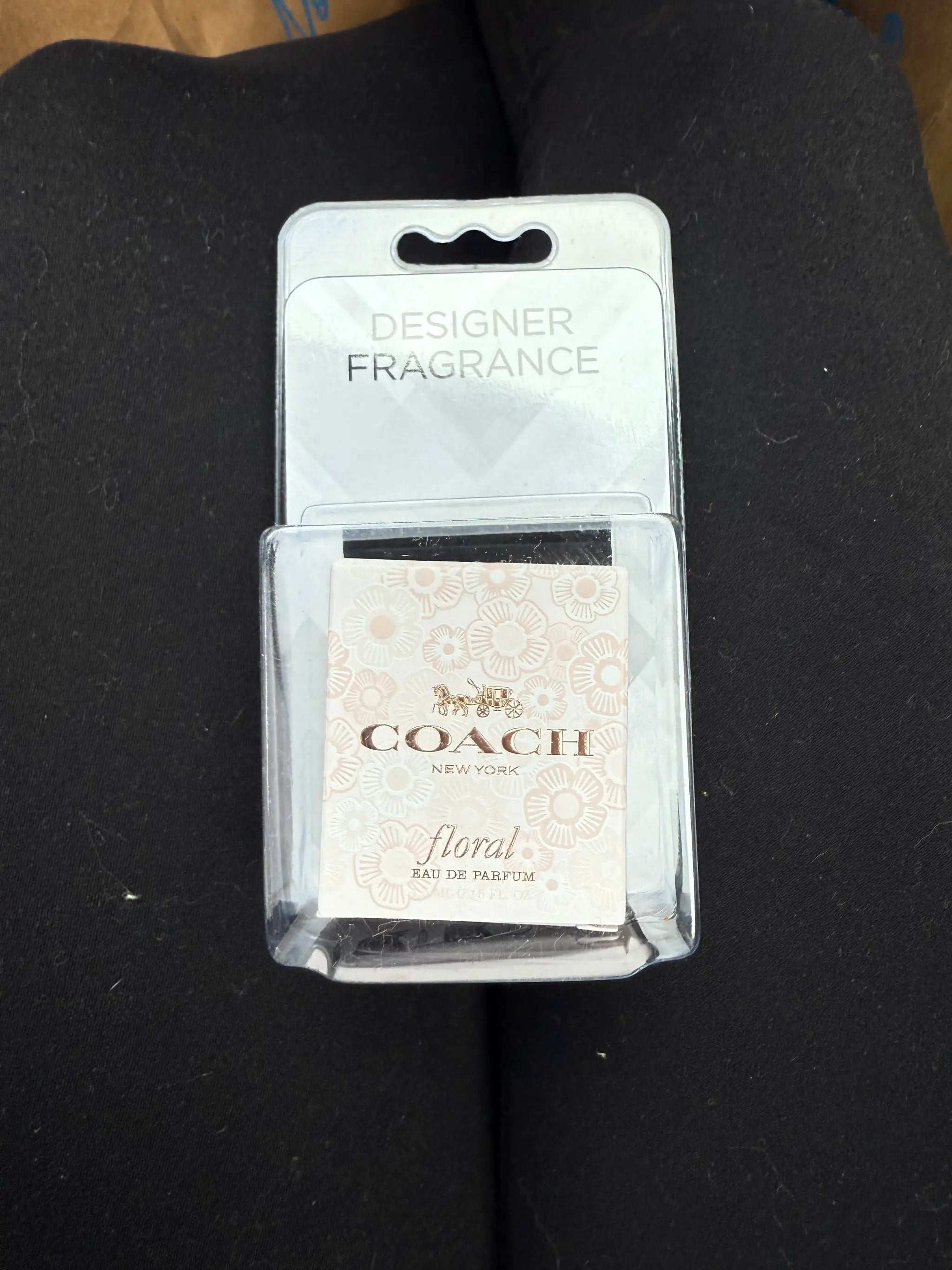 Yanet Collective Coach Floral Mini Perfume de Mujer Eau de Parfum 0.15oz - Eaux de Parfum