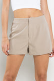 Short de vestir color café claro