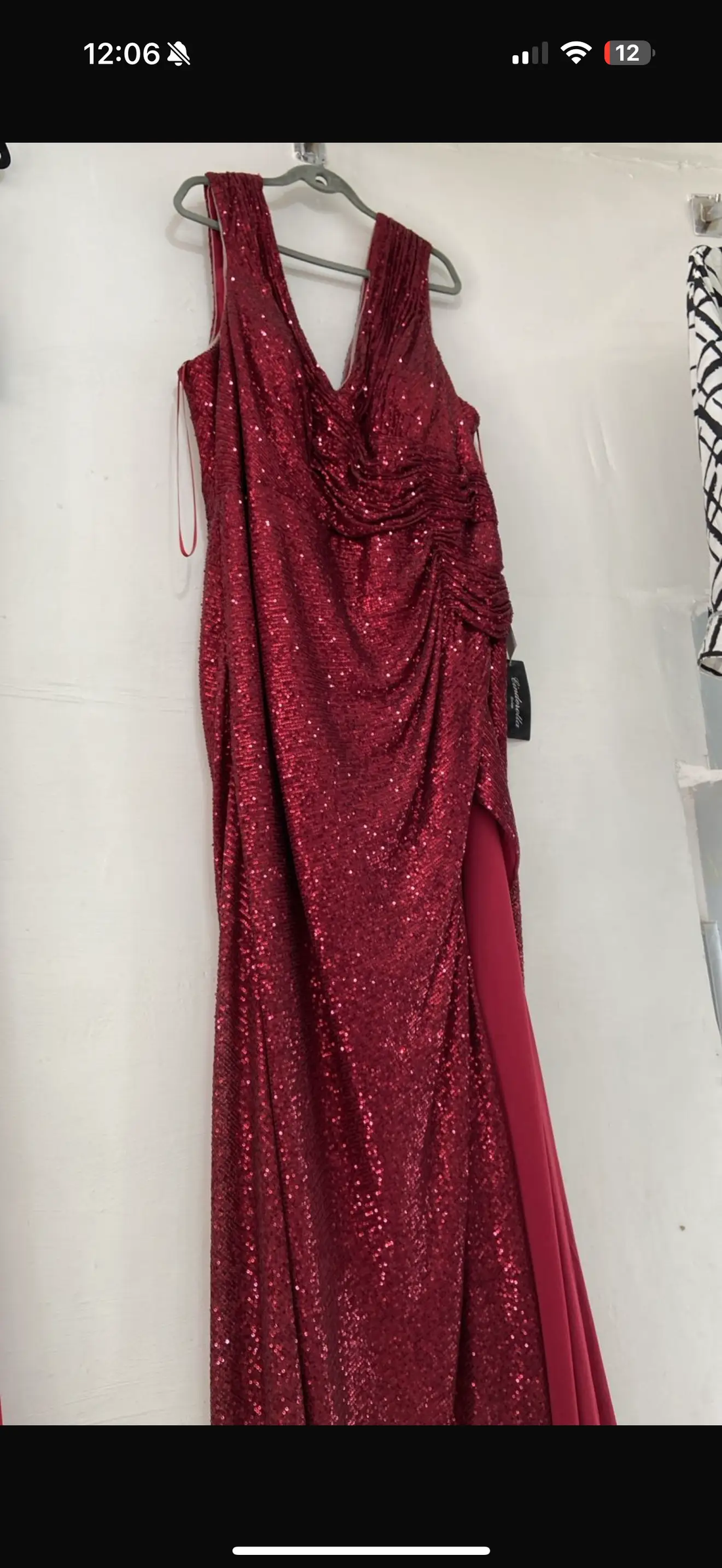 Vestido rojo largo catálogo by Yanet Collective