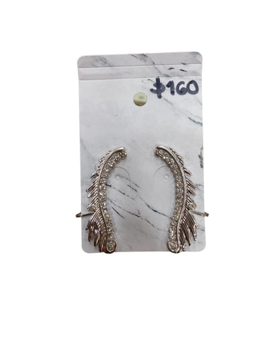 Aretes de alas con diamantes