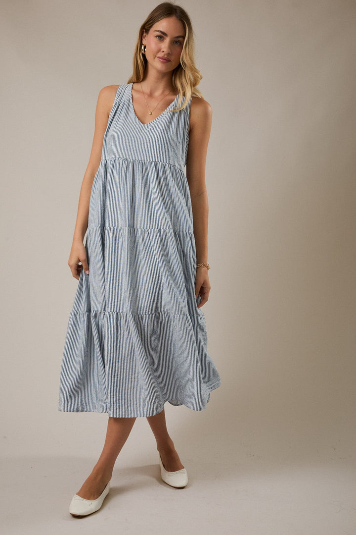 Vestido Midi Azul a Rayas con Escote en V y Lazo en la Espalda