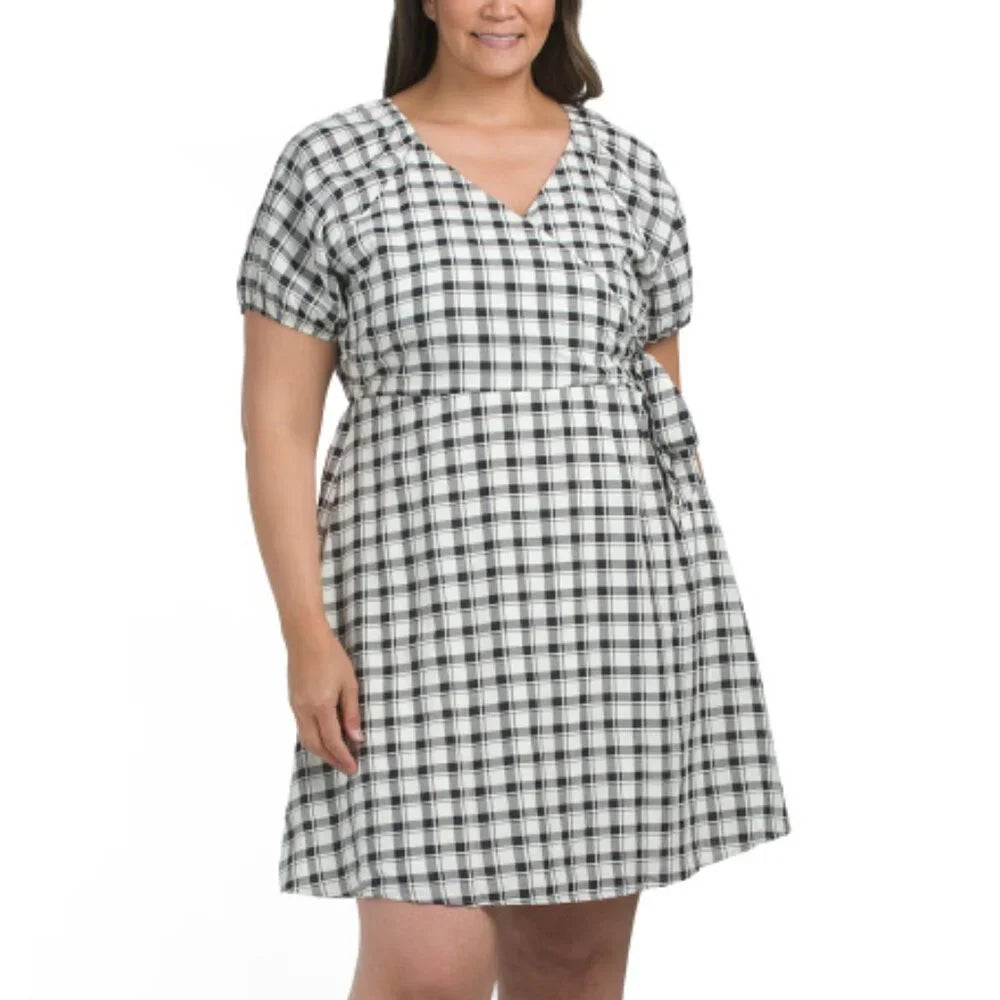 Vestido Corto de Cuadros Blanco y Negro con Bolsillo - Estilo Boutique